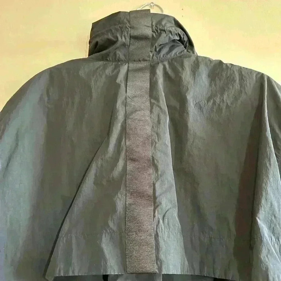 Athleta x Allyson Felix Women's Legend Lux half-Zip Crop Jacket Black Size XS - Picture 5 of 13